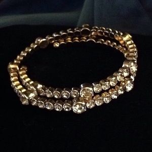 WHBM - NWOT - Gold tone spiral bracelet